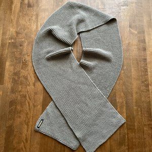 SOIA & KYO KNIT SCARF